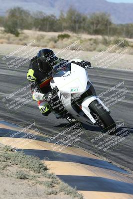 media/Dec-04-2025-Racers Edge (Thu) [[5ebc9f124d]]/3-B Group/3-Session 2 (Turn 7 Inside)/